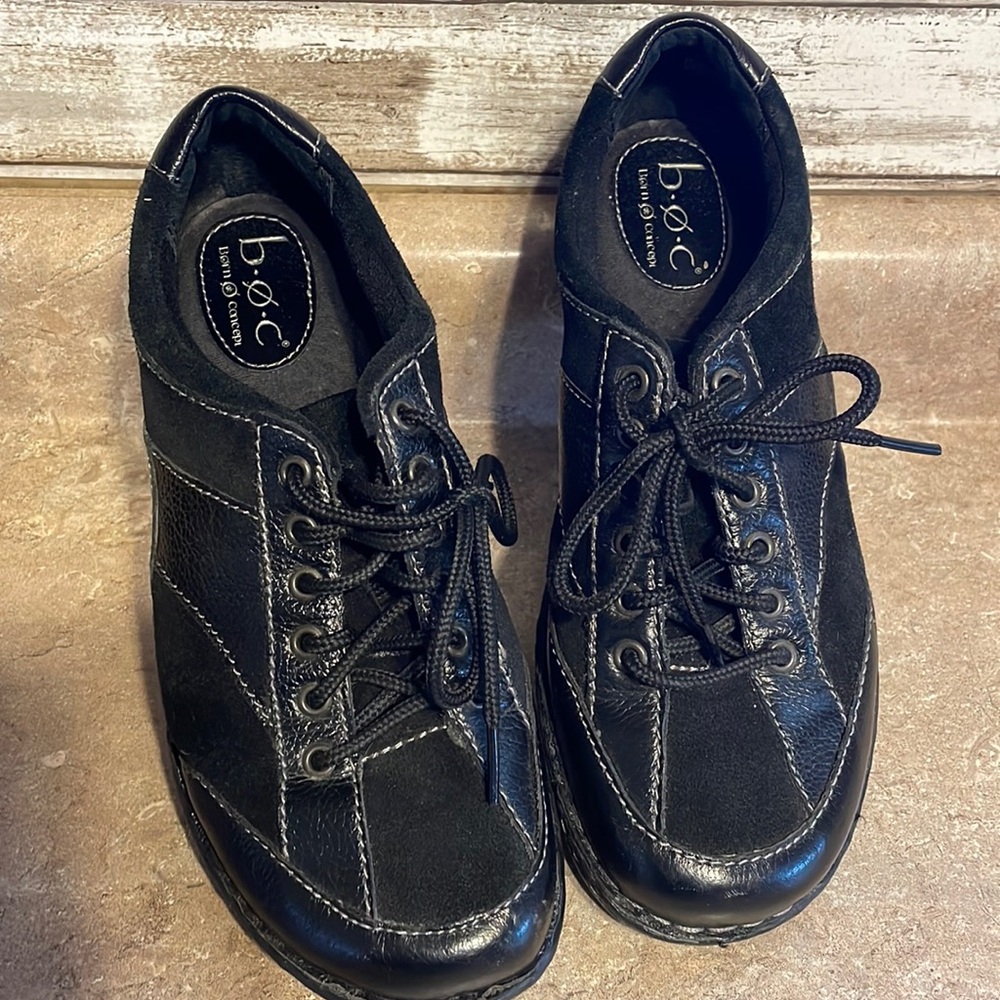 Born Concept b.0.c Size 8  Black Shoes